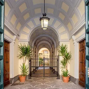 Domus Liberius - 2*, Roma Italia