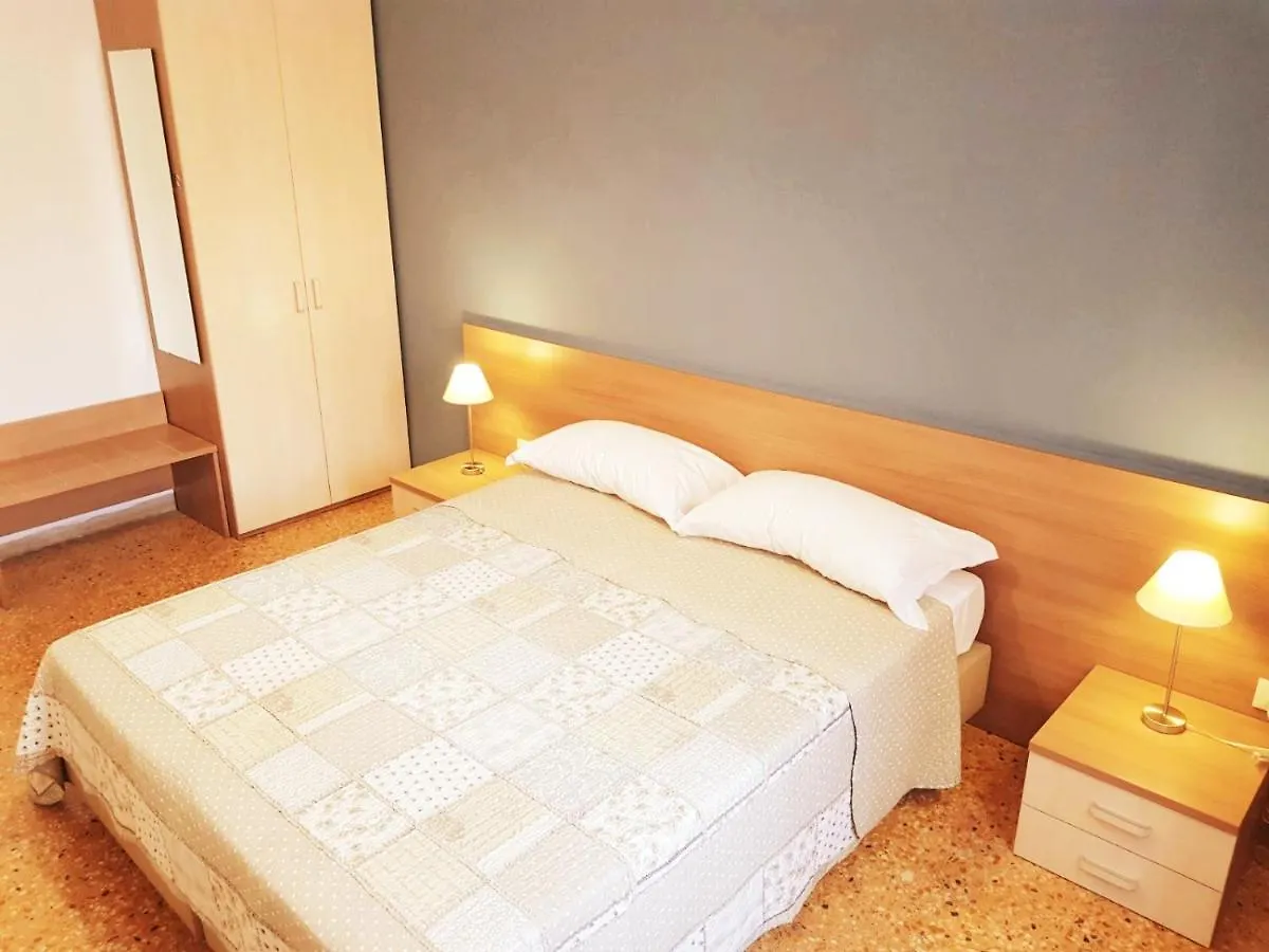 Bed And Breakfast Sognando Verso La Torre Pisa