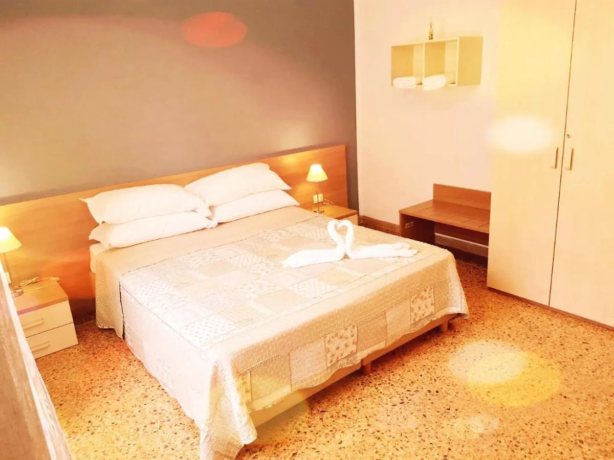Bed And Breakfast Sognando Verso La Torre Pisa Bed & Breakfast